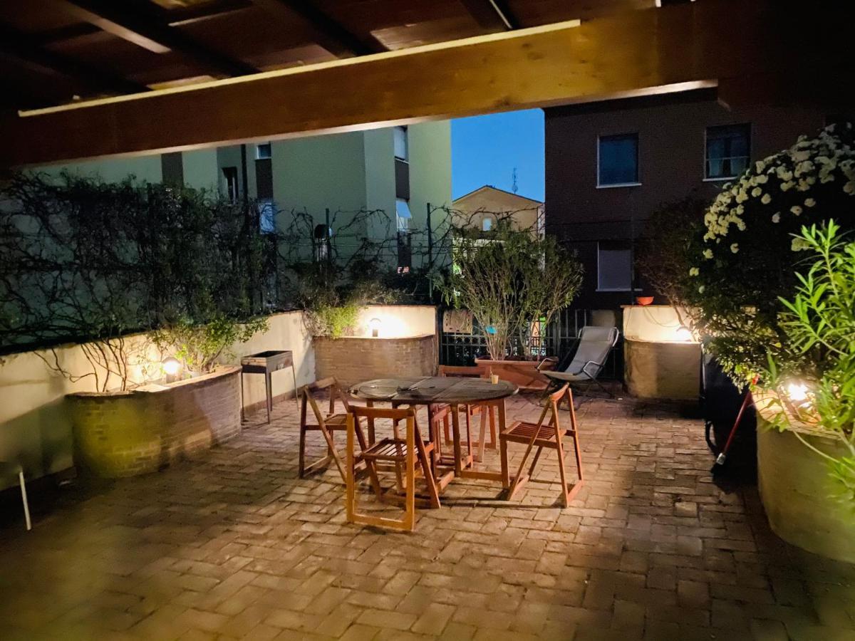 Viale Manzoni Hotel Sassuolo Exterior photo