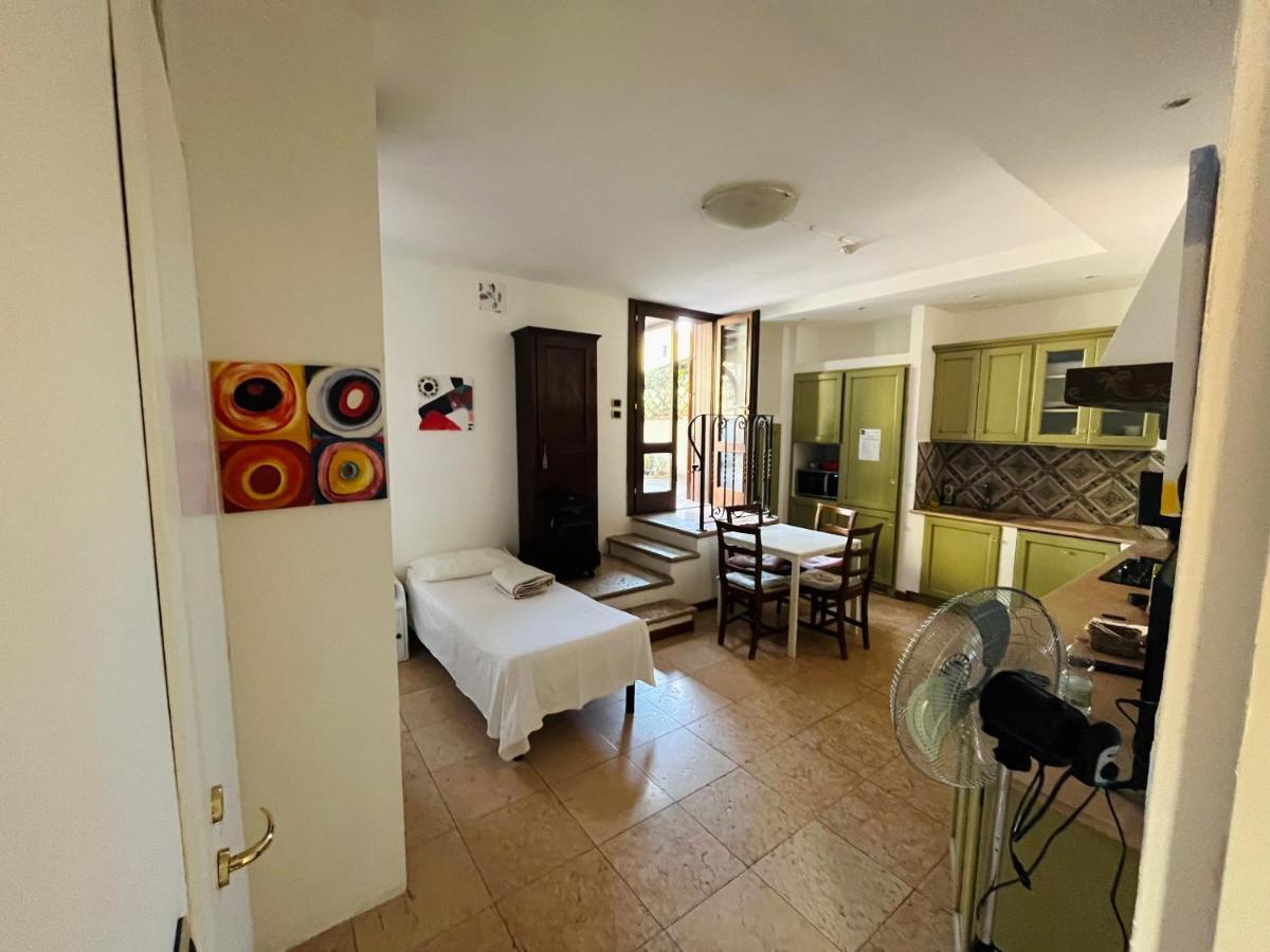Viale Manzoni Hotel Sassuolo Exterior photo